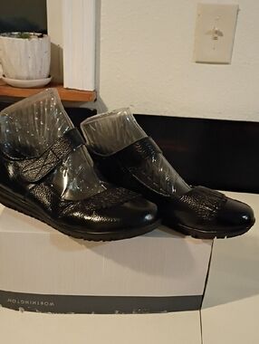 Men's Black Leather Slip-On Comfort Loafers